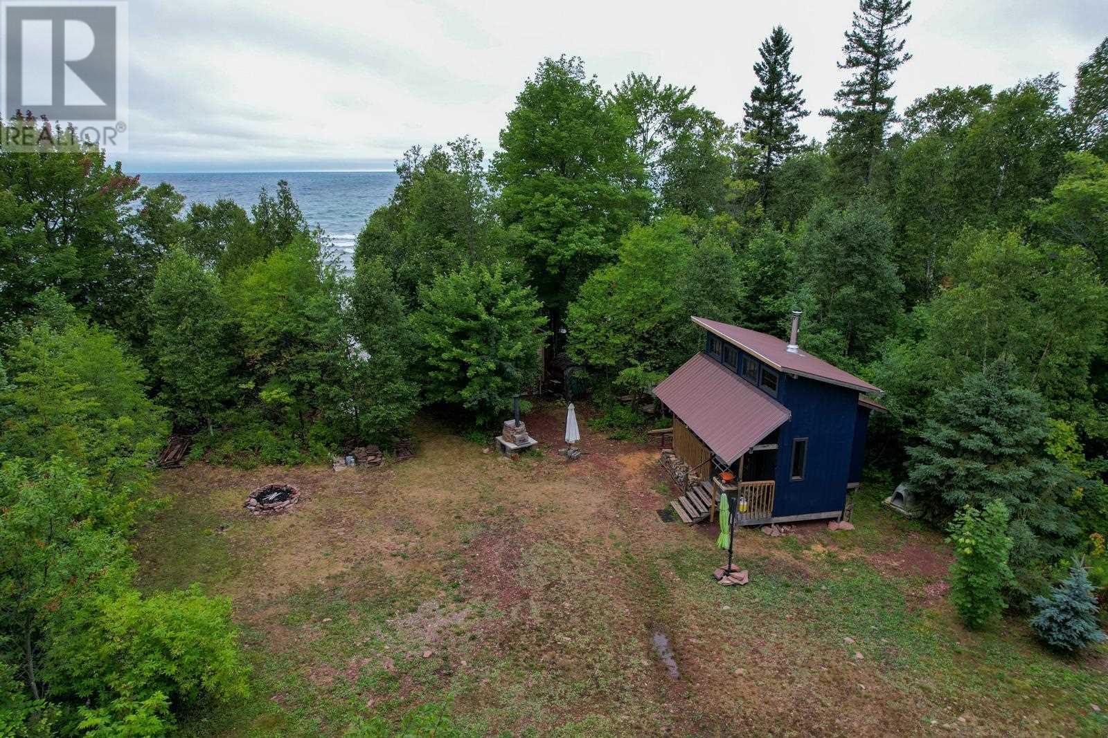 1207 Four Seasons DR - 2