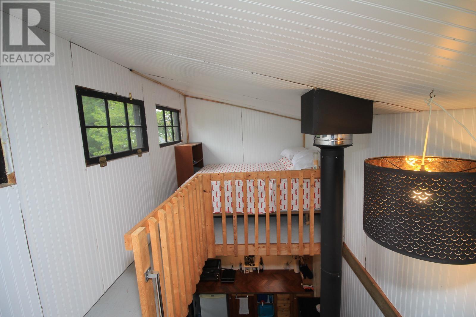 1207 Four Seasons DR - Image 21