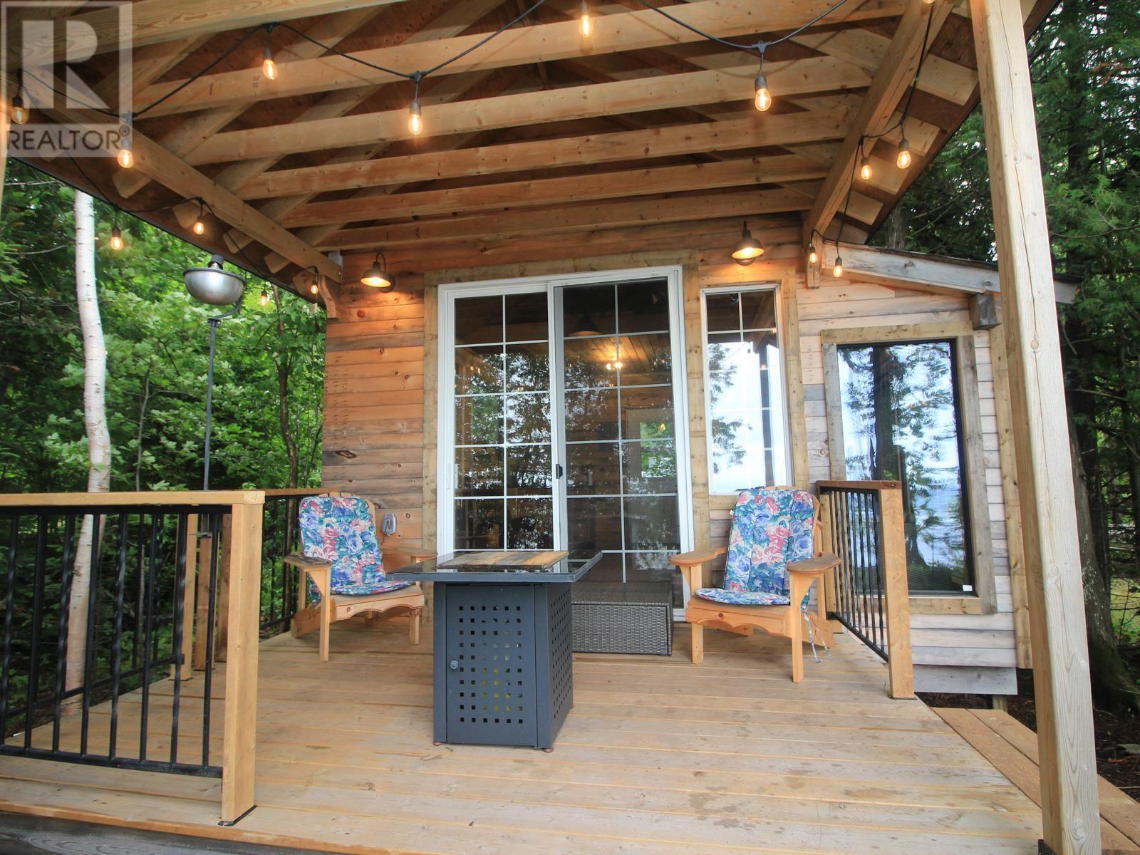 1207 Four Seasons DR - 34