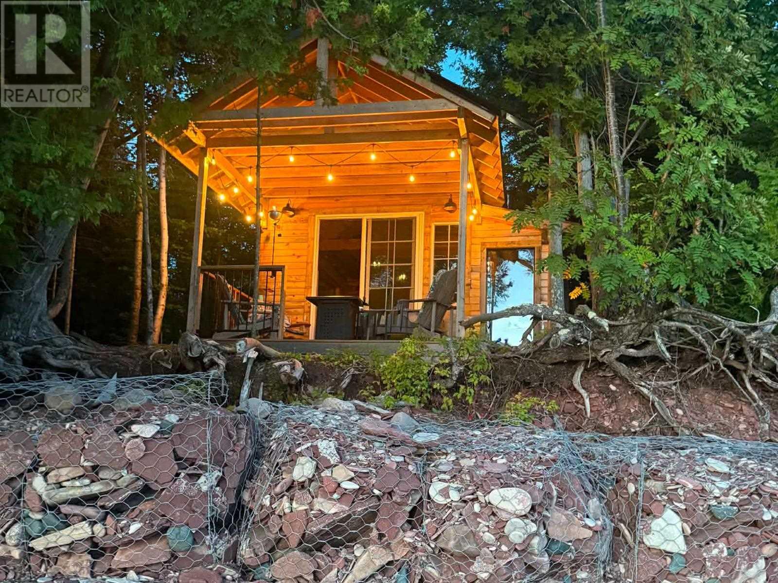 1207 Four Seasons DR - Image 33