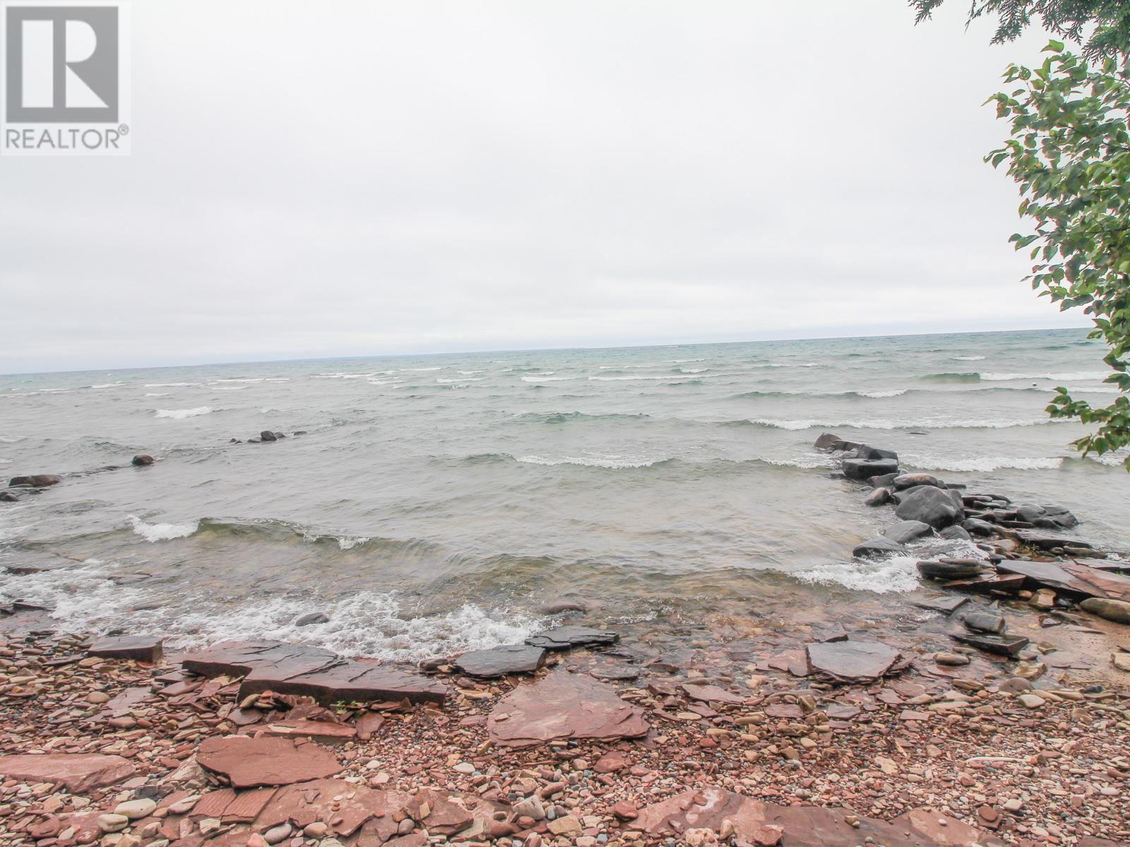 1207 Four Seasons DR - Image 39