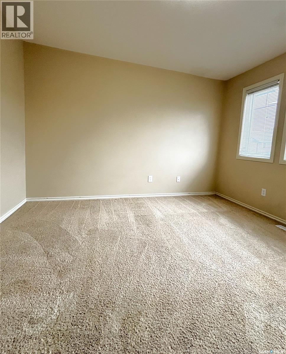 #307 415 Lynd CRESCENT - Image 16