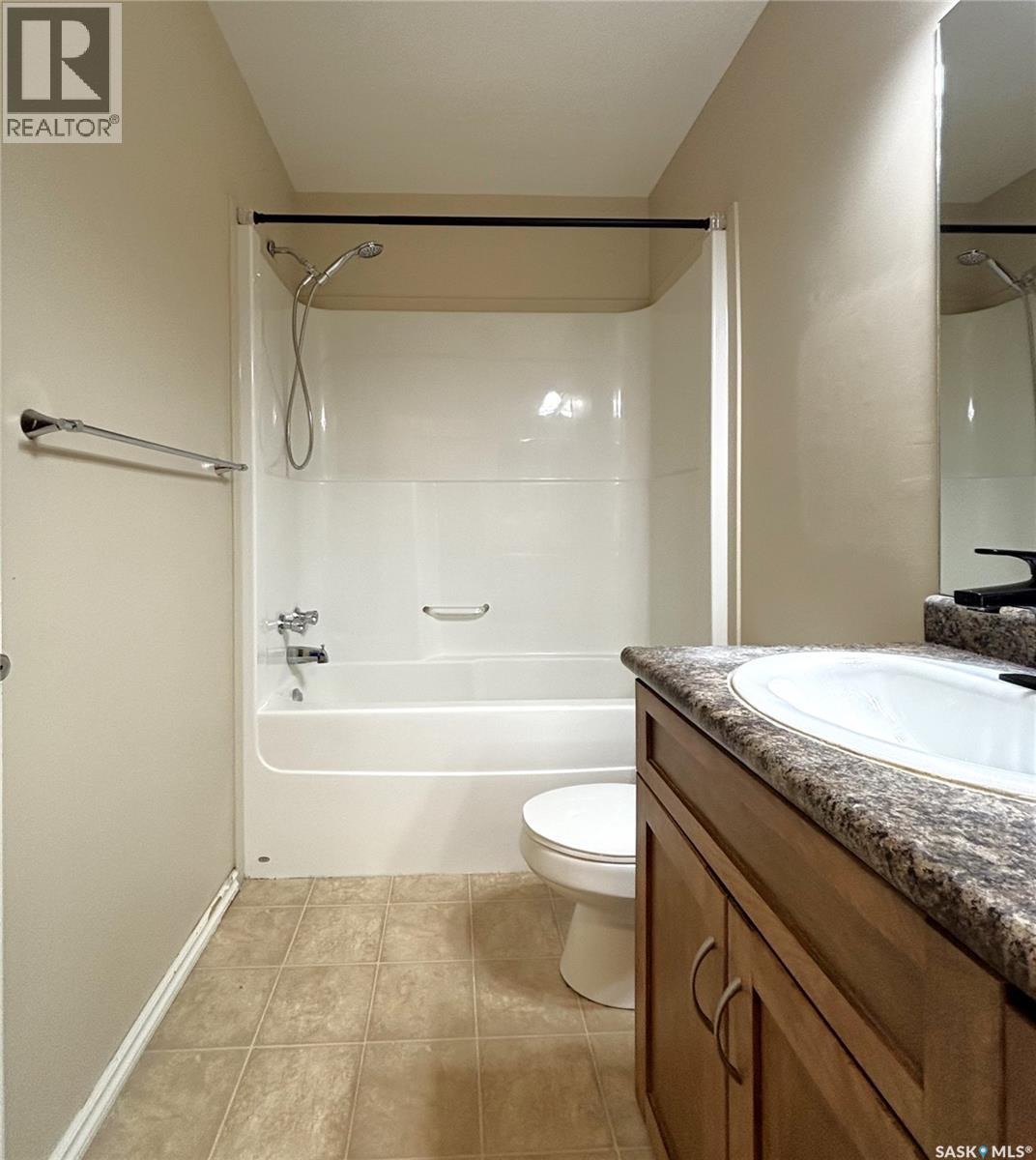 #307 415 Lynd CRESCENT - Image 20