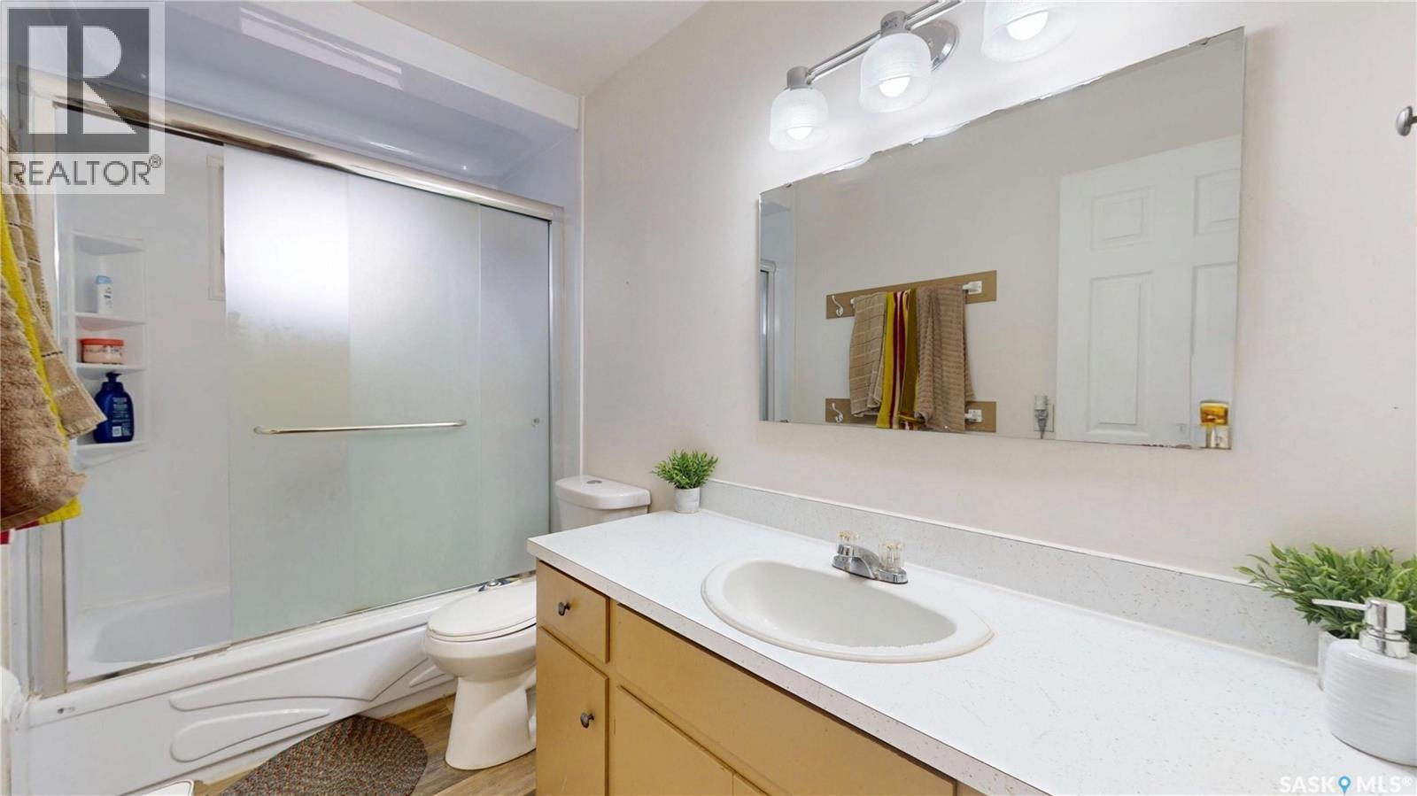 1208 Bond STREET - 17
