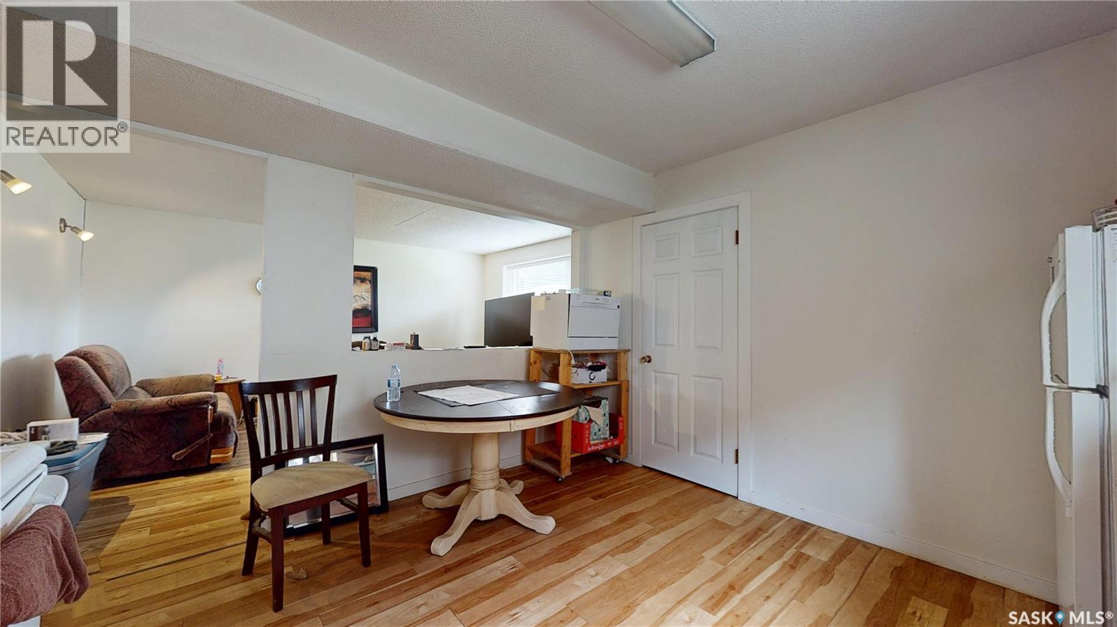 1208 Bond STREET - 32