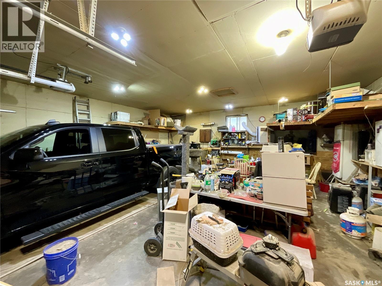 1208 Bond STREET - Image 45