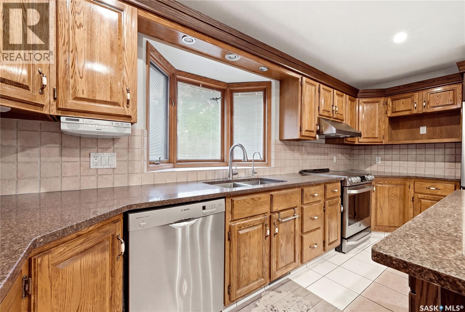 4220 Hillsdale STREET - Image 14