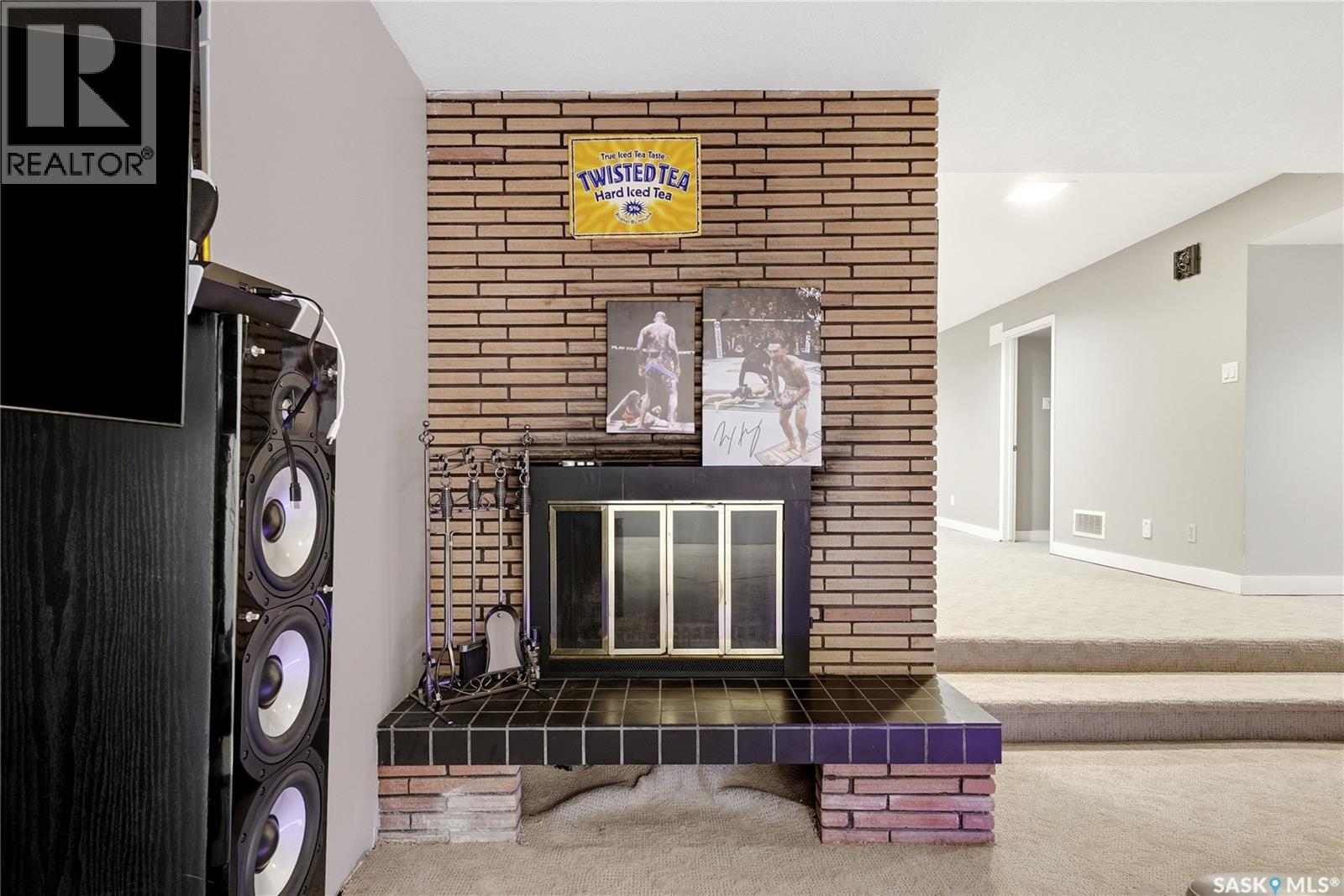 4220 Hillsdale STREET - Image 33