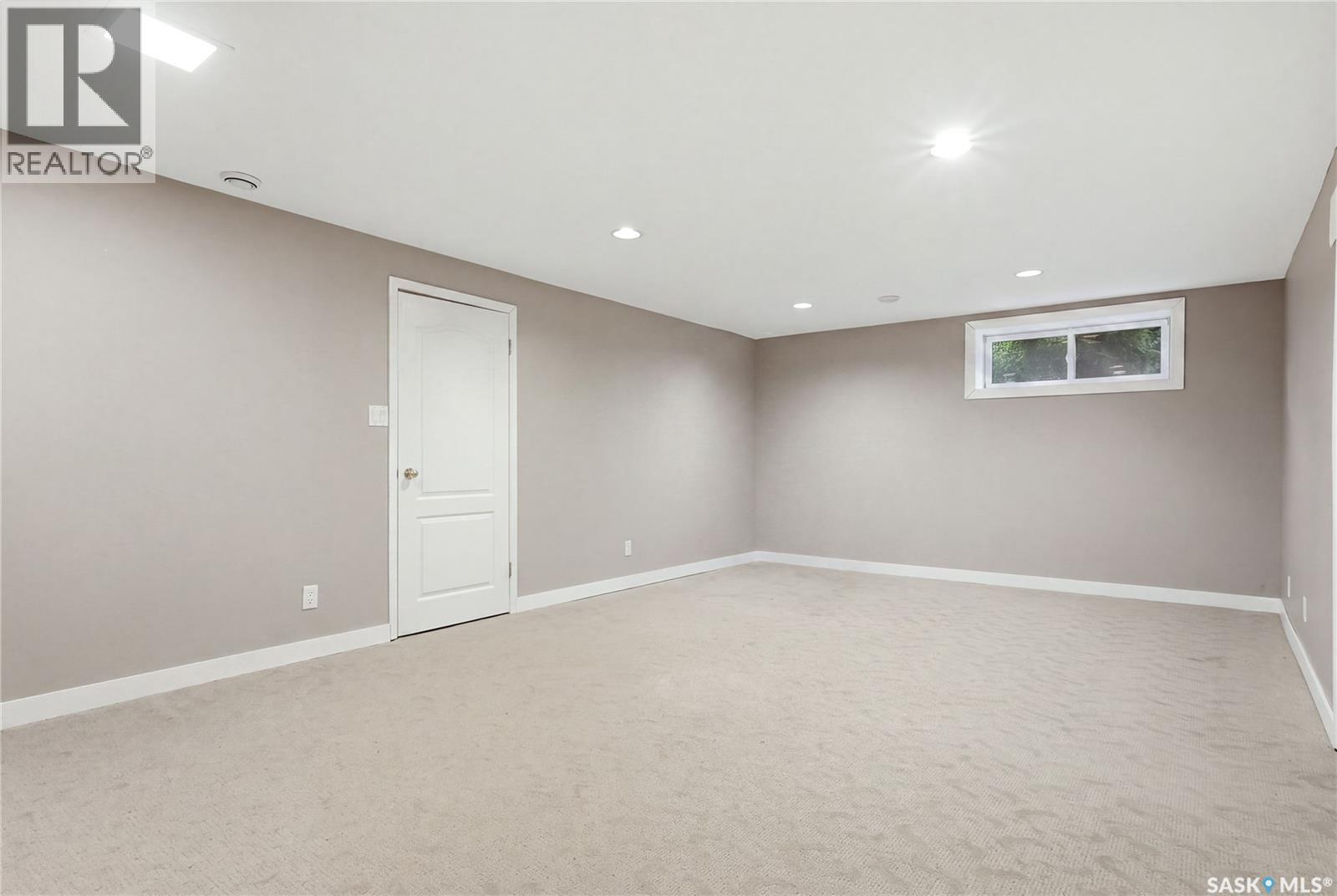 4220 Hillsdale STREET - Image 34