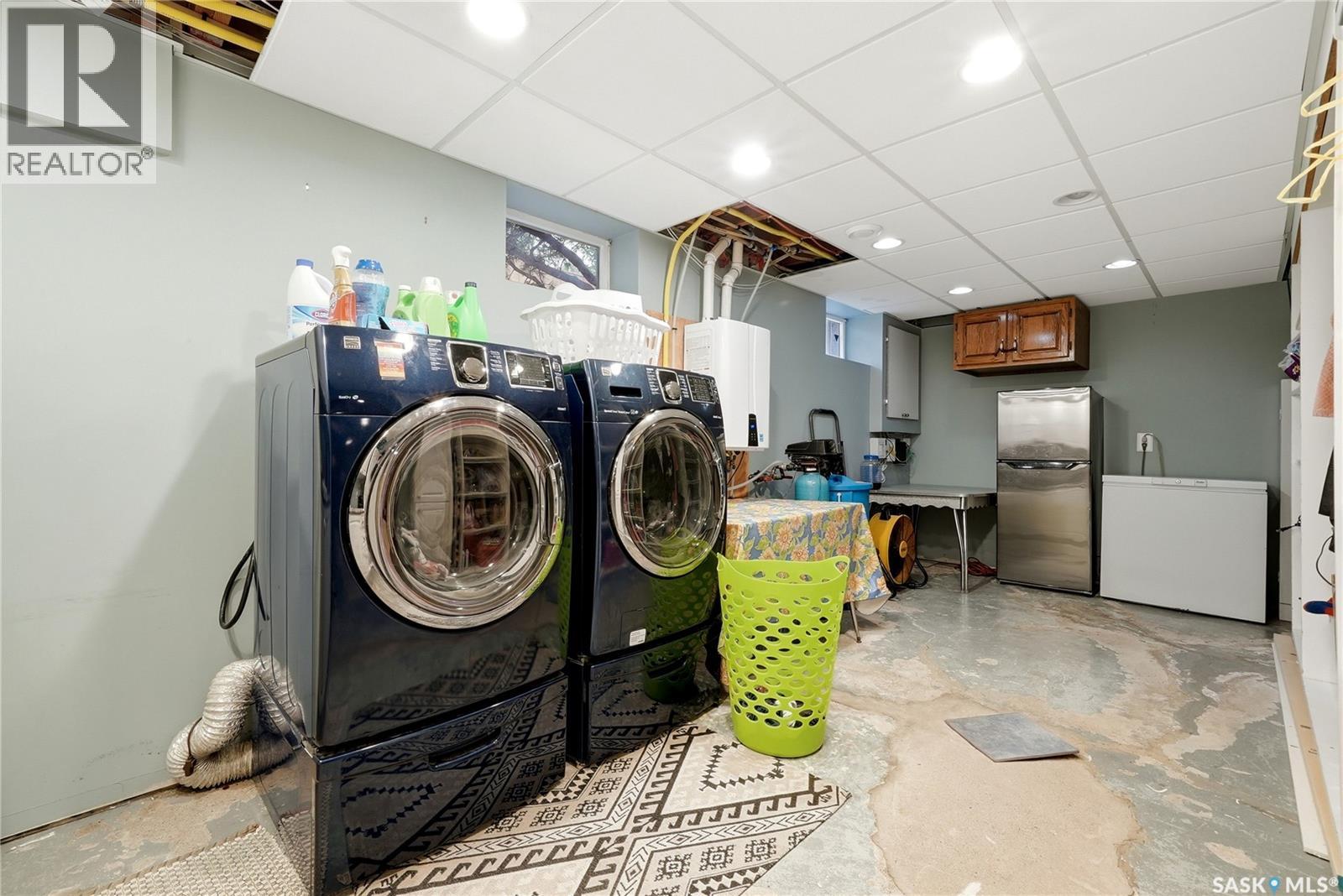 4220 Hillsdale STREET - Image 39