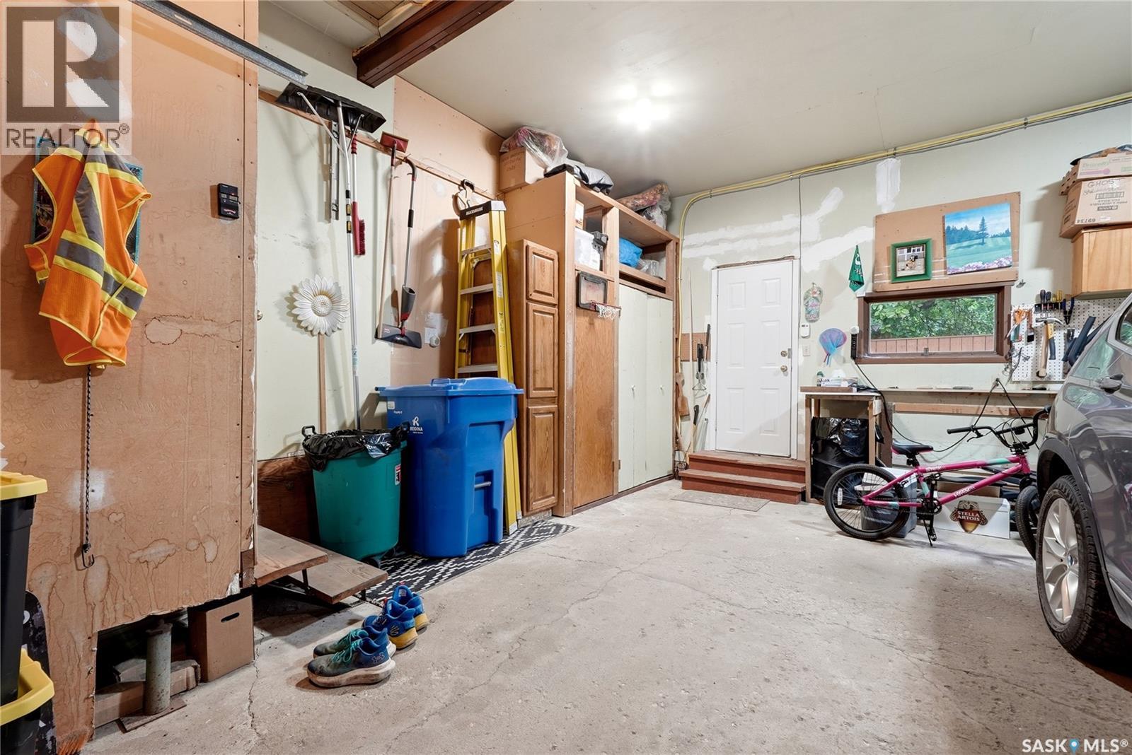 4220 Hillsdale STREET - Image 43