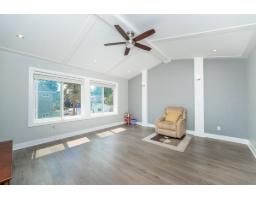 14516 110a Avenue, Surrey, BC V3R2B5 Photo 10