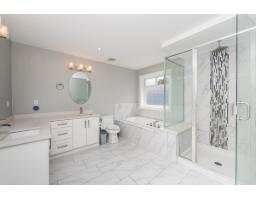 14516 110a Avenue, Surrey, BC V3R2B5 Photo 13