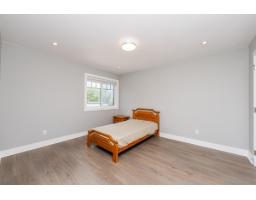 14516 110a Avenue, Surrey, BC V3R2B5 Photo 17