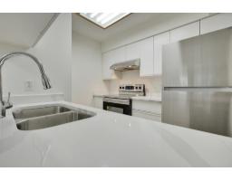 507 9830 Whalley Boulevard, Surrey, BC V3T5S7 Photo 9