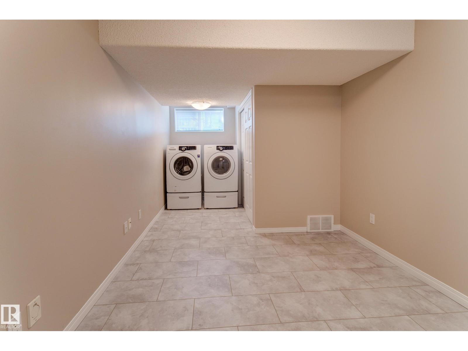 #5 420 HUNTERS GREEN GR NW - 33