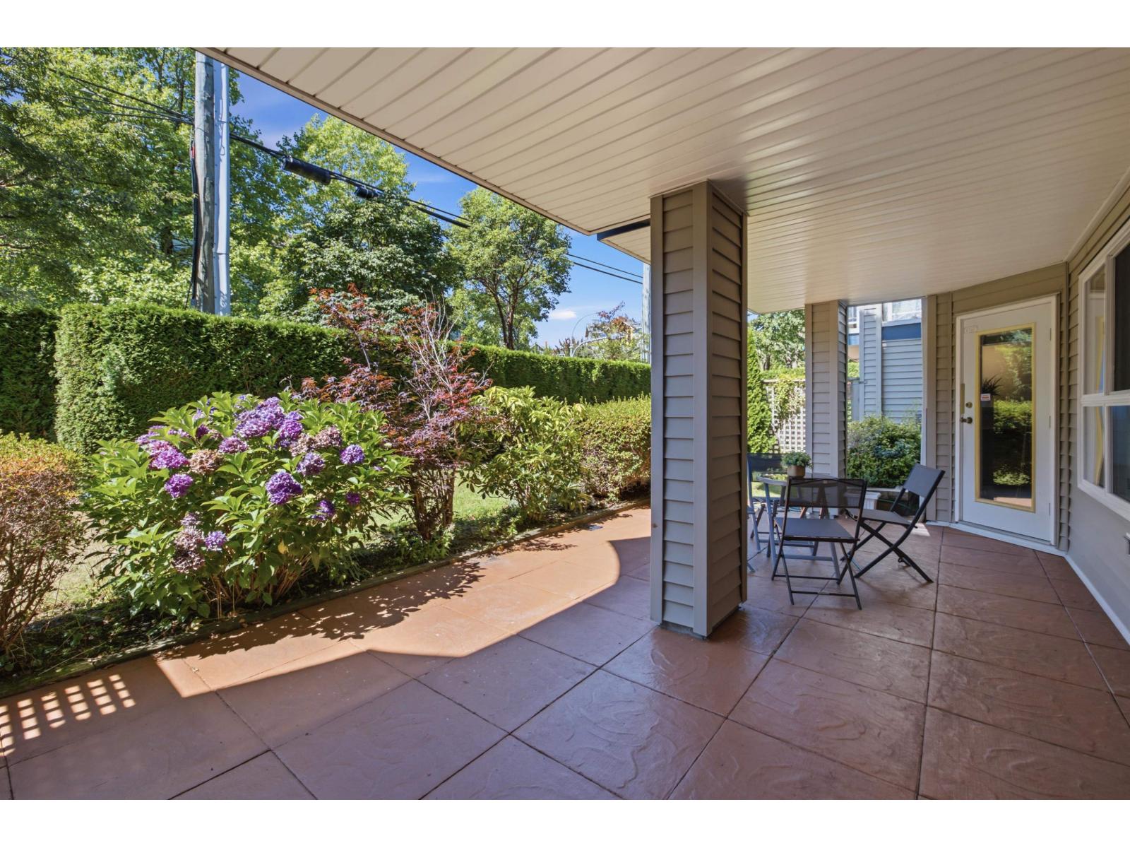 113 1588 BEST STREET, White Rock