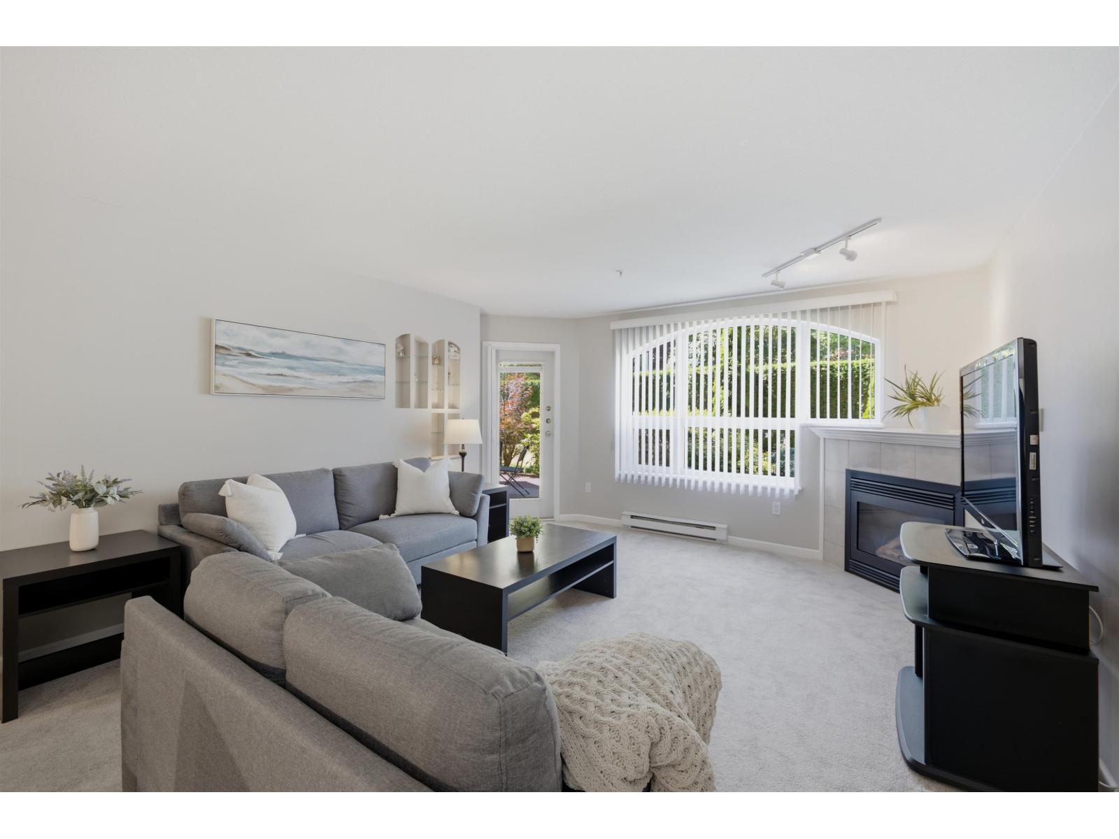 113 1588 BEST STREET, White Rock