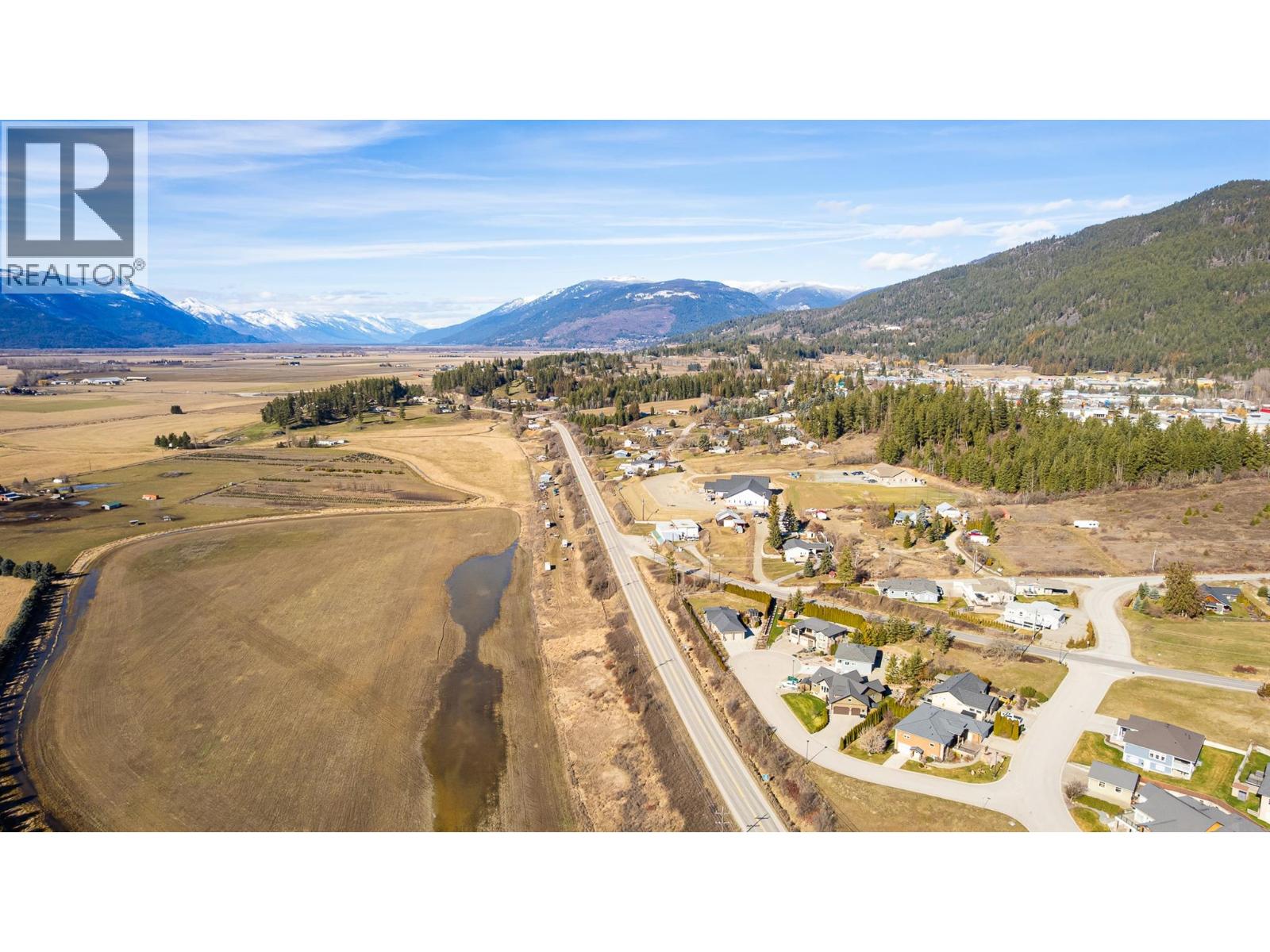 1021 Kootenay Place - 27