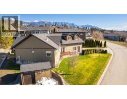 1021 Kootenay Place, Creston, BC V0B1G3 Photo 30