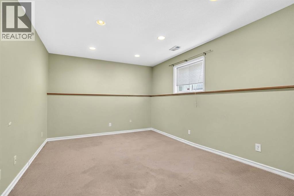 337 Diefenbaker Drive, Fort McMurray