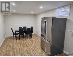 Bsmt - 730 Sheppard Avenue, Pickering, ON L1V1G5 Photo 8