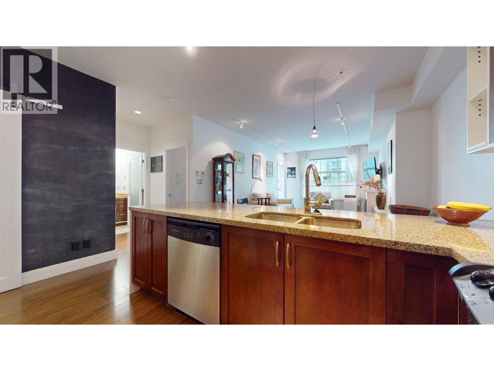 207 1336 MAIN STREET, Squamish