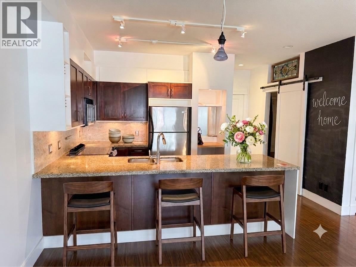 207 1336 MAIN STREET, Squamish