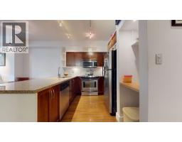 207 1336 Main Street, Squamish, BC V8B0R2 Photo 11