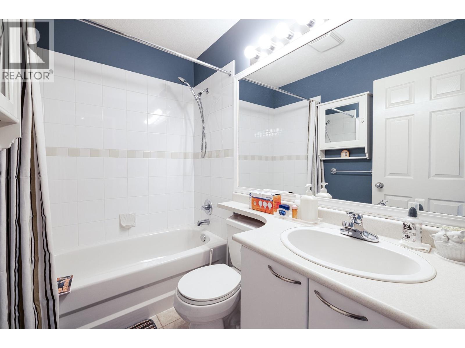 28 3711 ROBSON COURT, Richmond