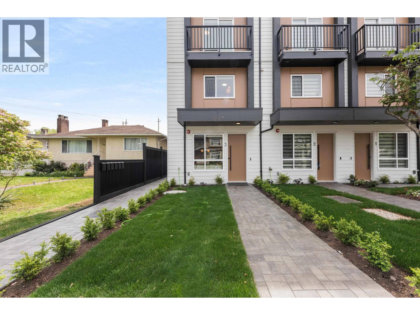 3 6808 ELWELL STREET, Burnaby