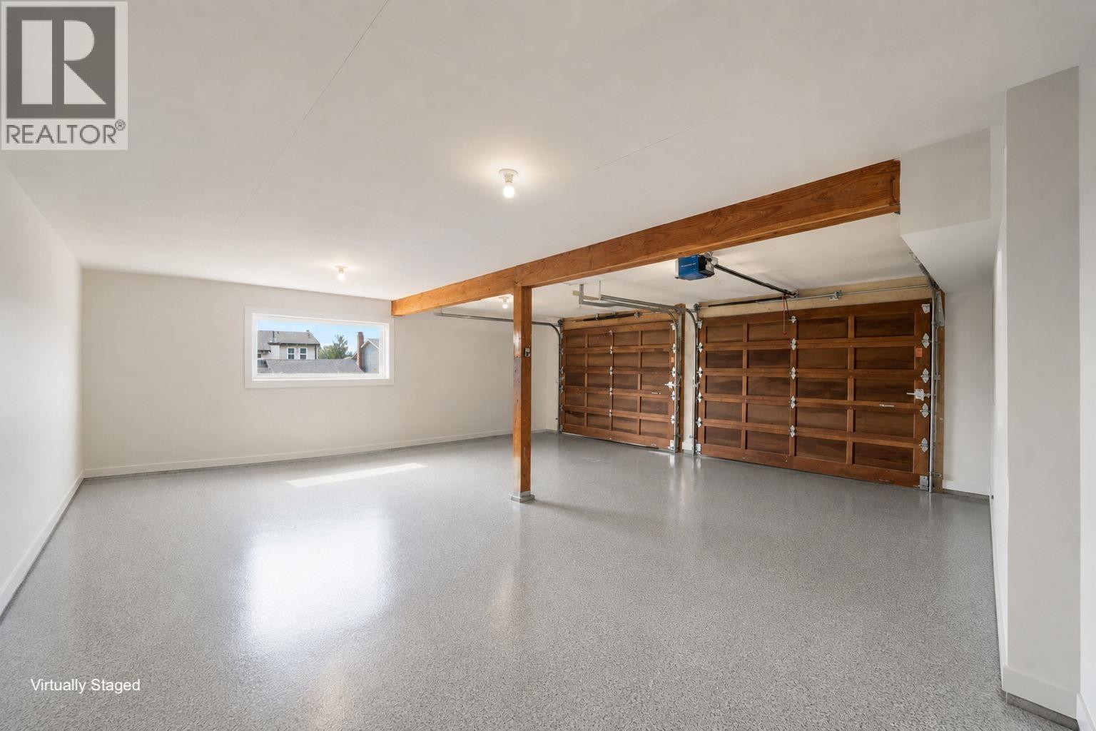 17 CAMPION COURT, Port Moody