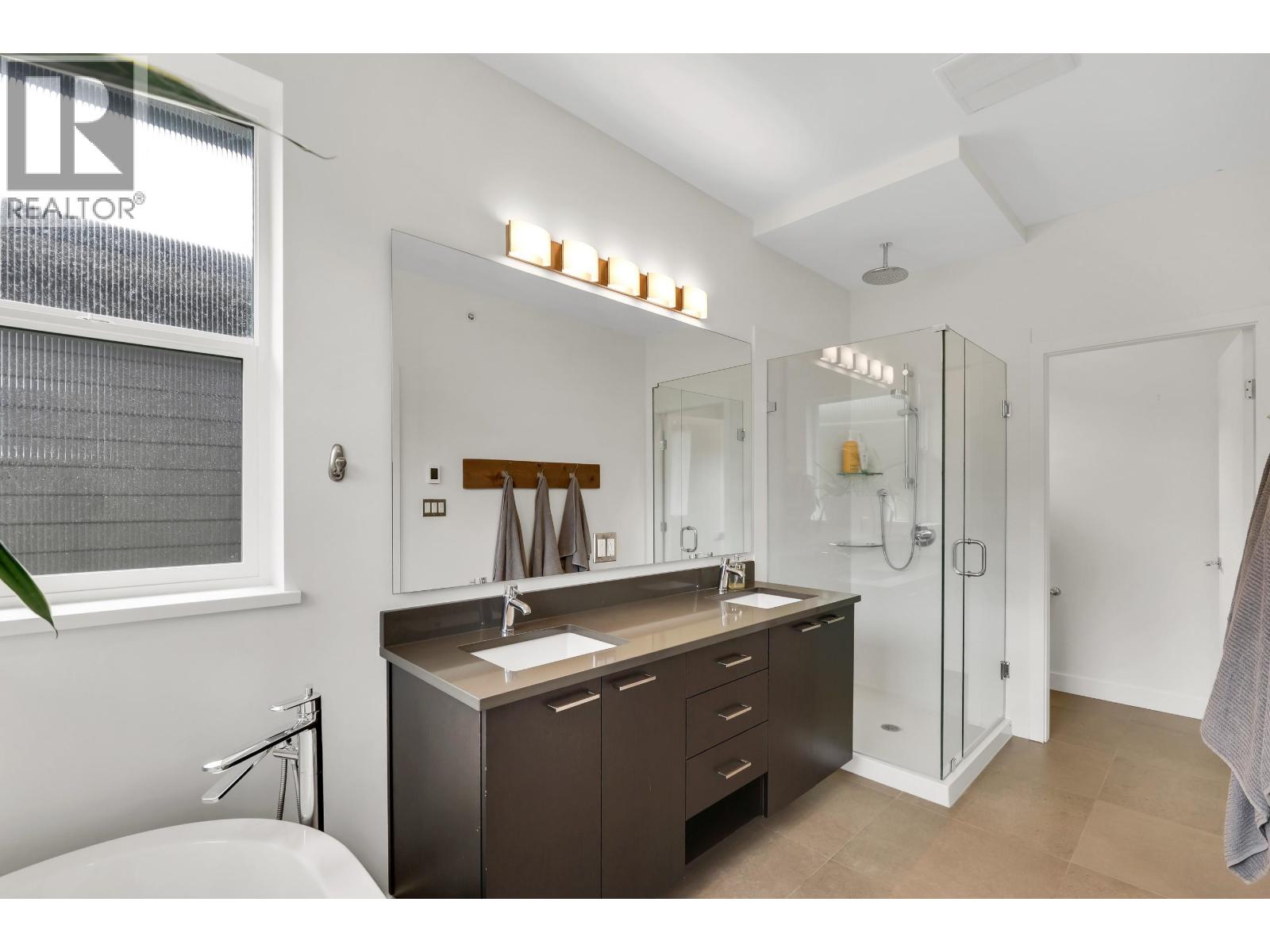 39224 CARDINAL DRIVE, Squamish