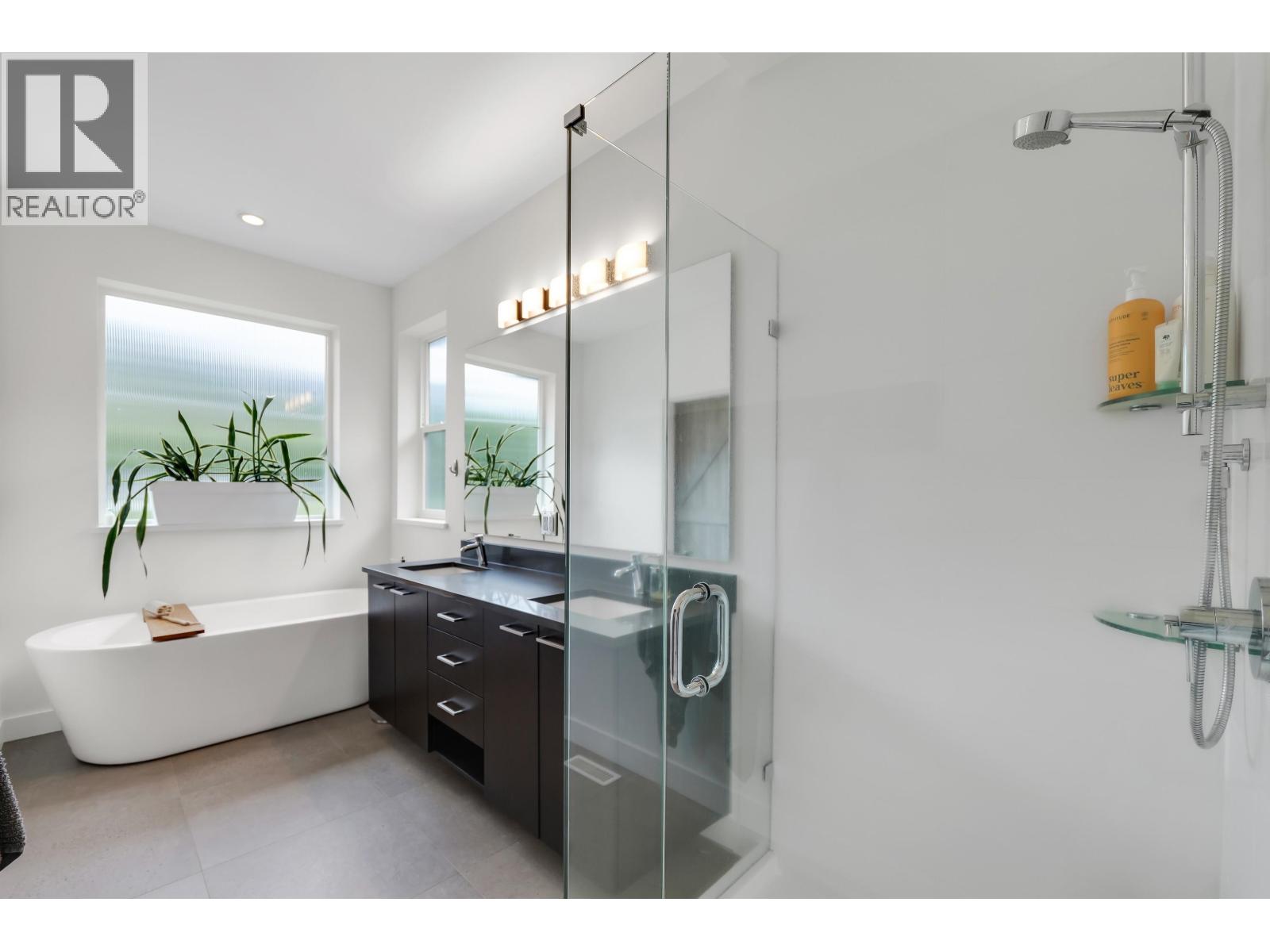 39224 CARDINAL DRIVE, Squamish