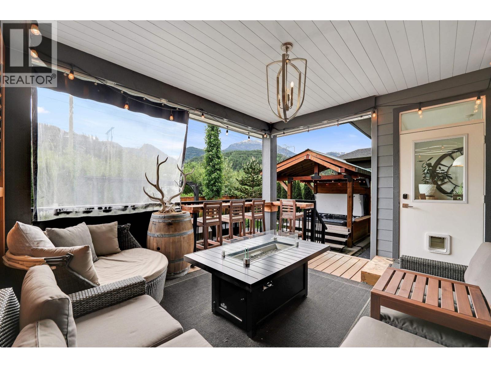 39224 CARDINAL DRIVE, Squamish