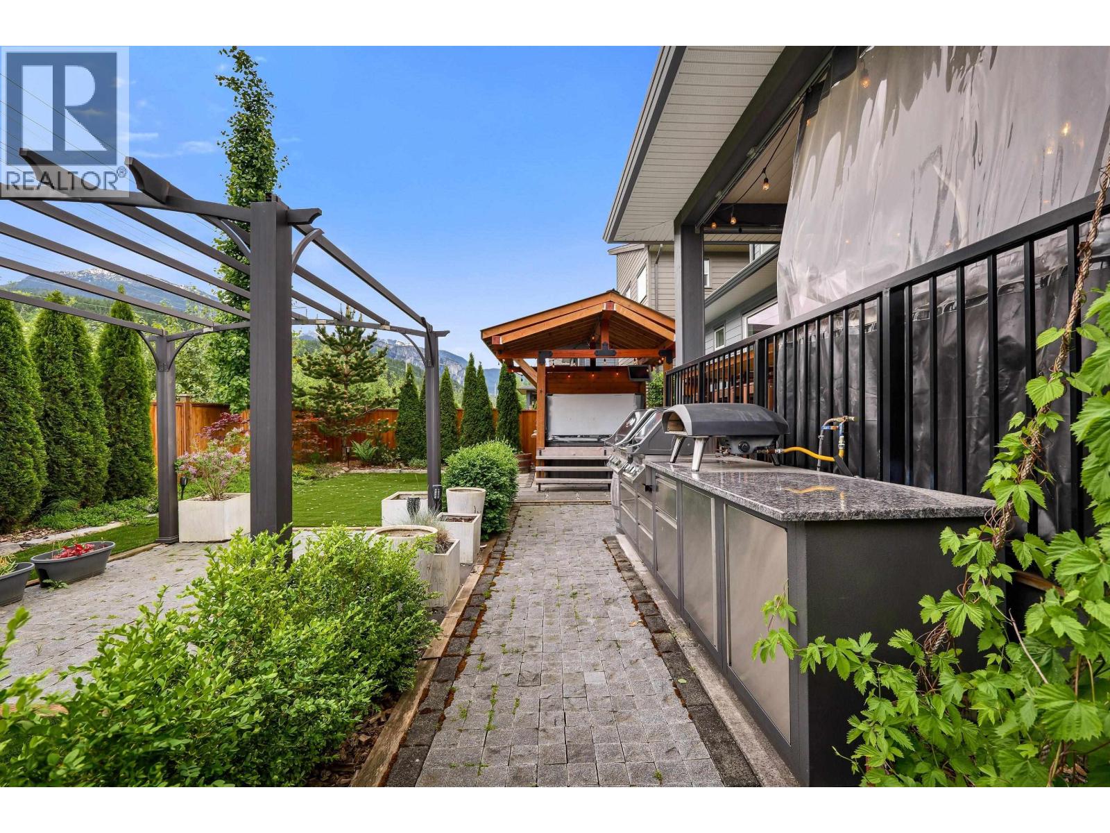 39224 CARDINAL DRIVE, Squamish