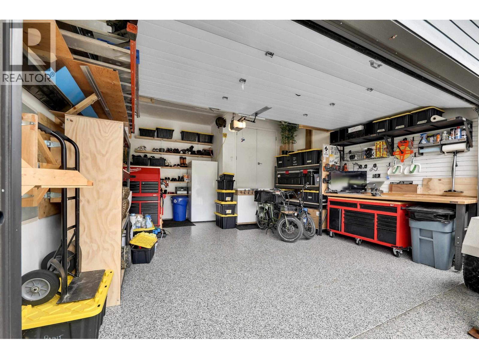 39224 CARDINAL DRIVE, Squamish