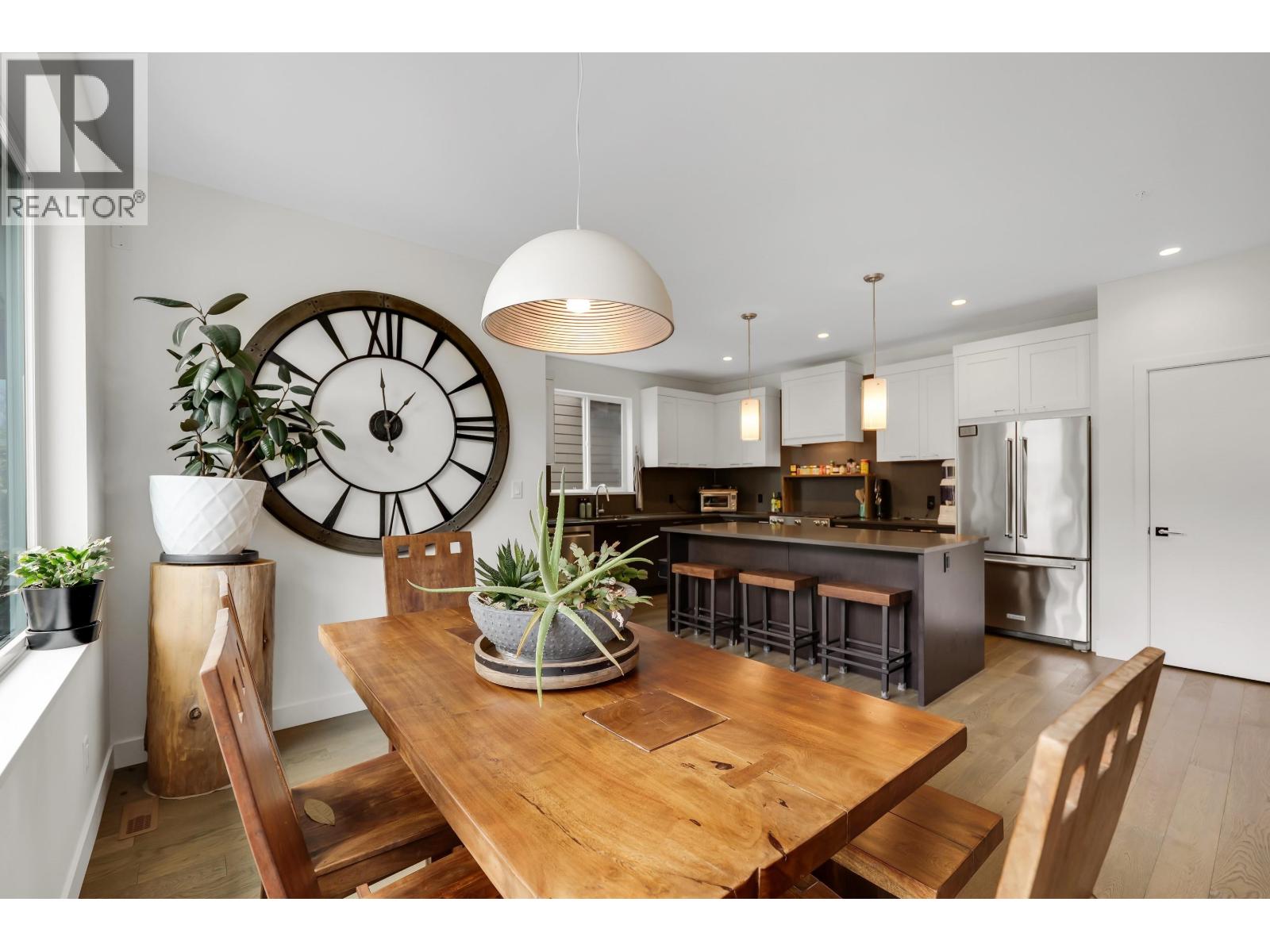 39224 CARDINAL DRIVE, Squamish