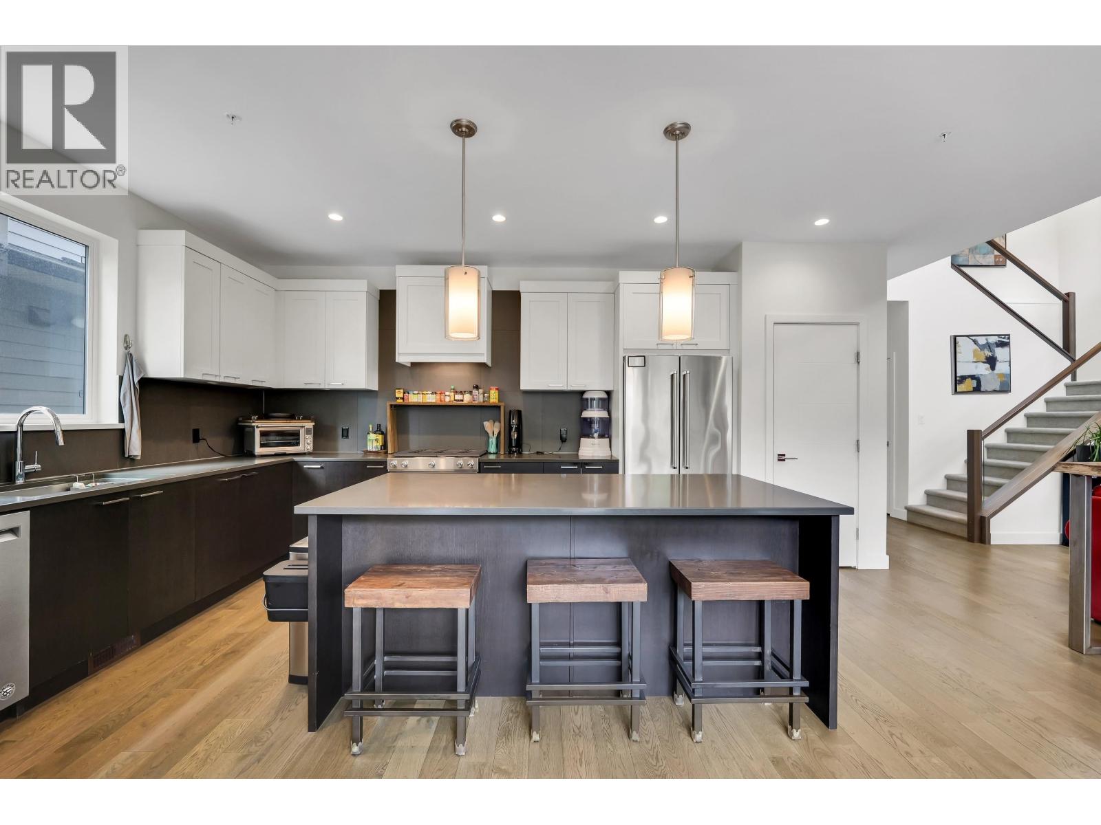 39224 CARDINAL DRIVE, Squamish