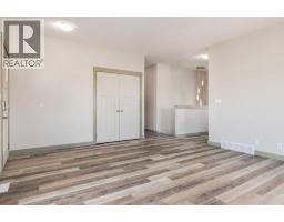 Kitchen - 102 Speargrass Crescent, Carseland, AB T0J0M0 Photo 6