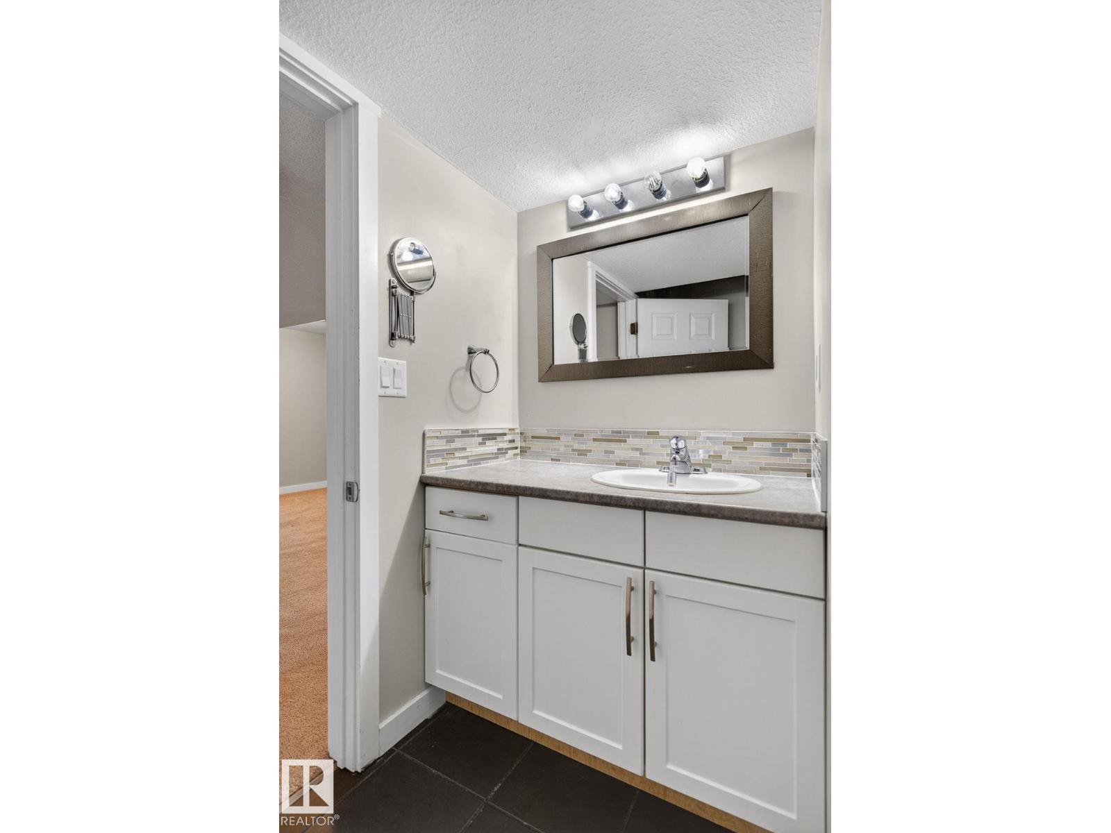 7804 136 AV NW - Image 46