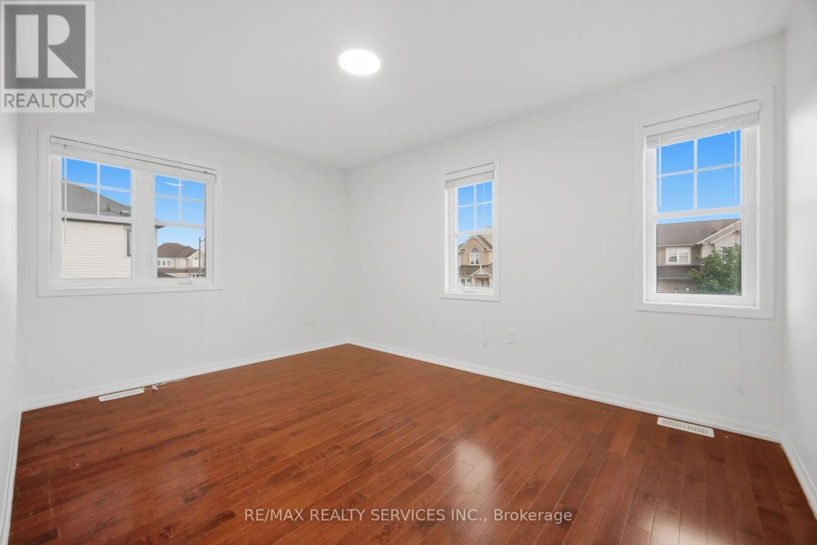 454 GRENKE PLACE - Image 25