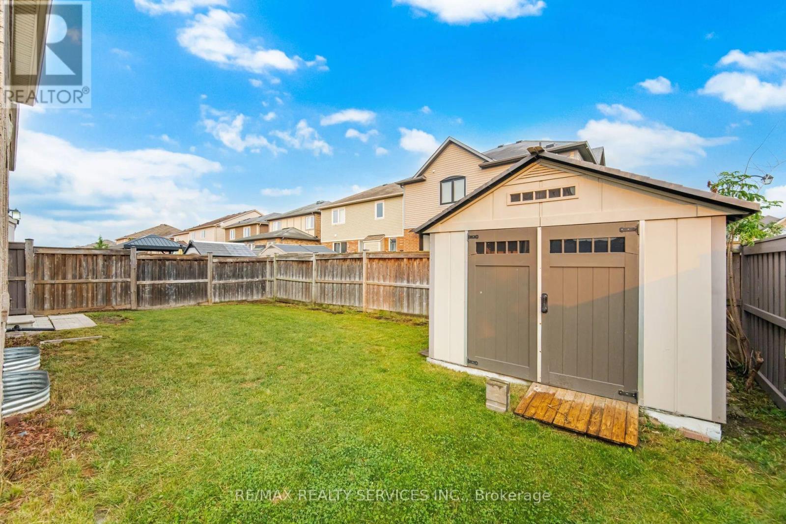 454 GRENKE PLACE - 40