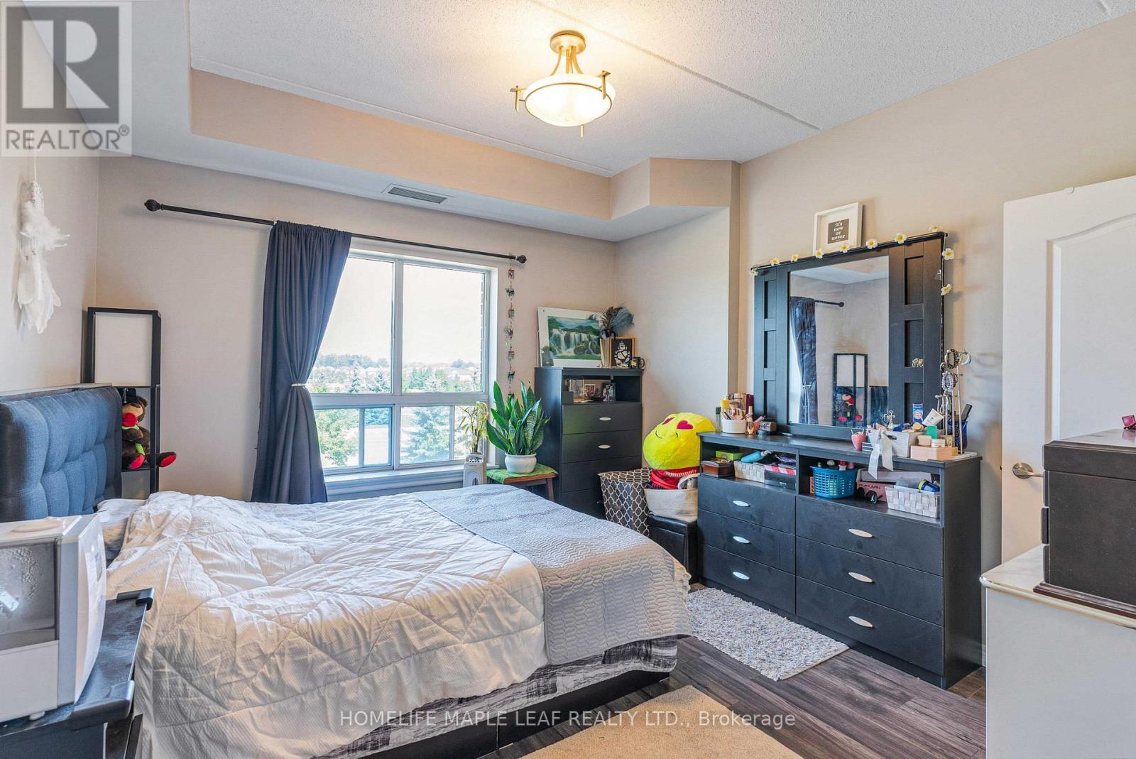 #307 1421 COSTIGAN ROAD - 26