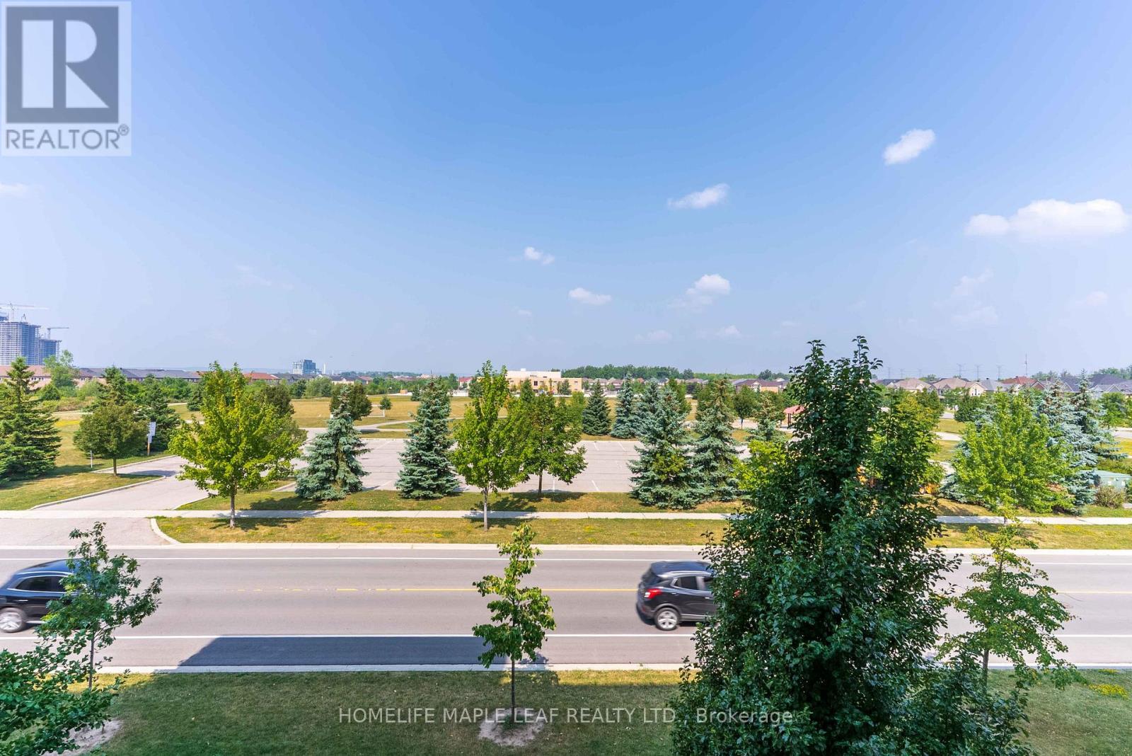 #307 1421 COSTIGAN ROAD - 37