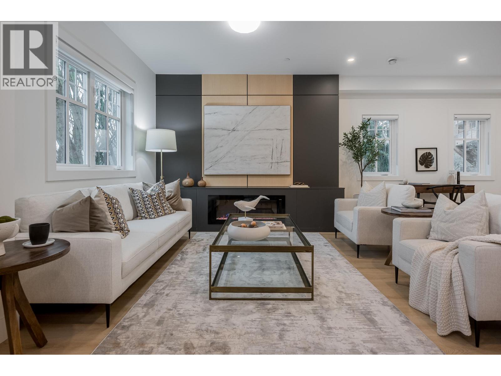 3 4829 48 AVENUE, Ladner