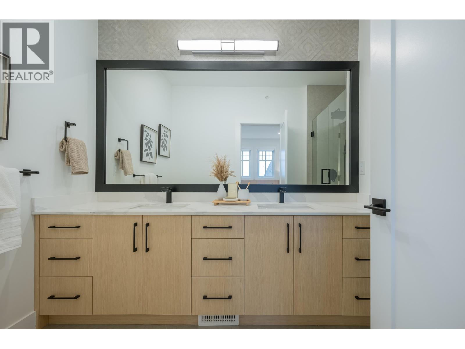 3 4829 48 AVENUE, Ladner