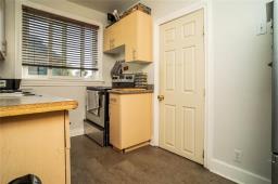 158 Glenwood Crescent, Winnipeg, MB R2L1J6 Photo 10