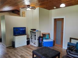 310 Boyd Avenue, Petersfield, MB R0C2L0 Photo 14