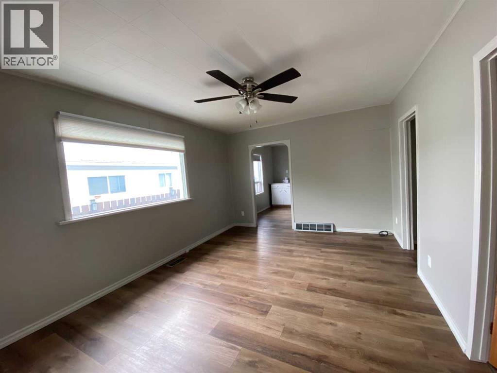 705 227 Street - Image 11